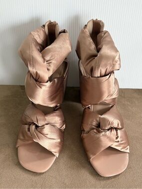 KELSI DAGGER BROOKLYN satin quilt heels